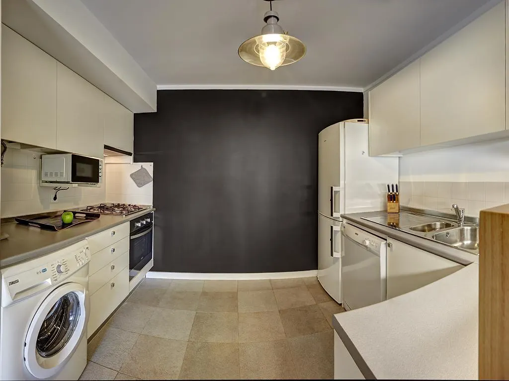 Sonel Investe Martim Moniz Apartment By Get Your Stay Lisbon